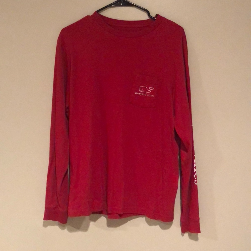 Men’s Vineyard Vines shirt